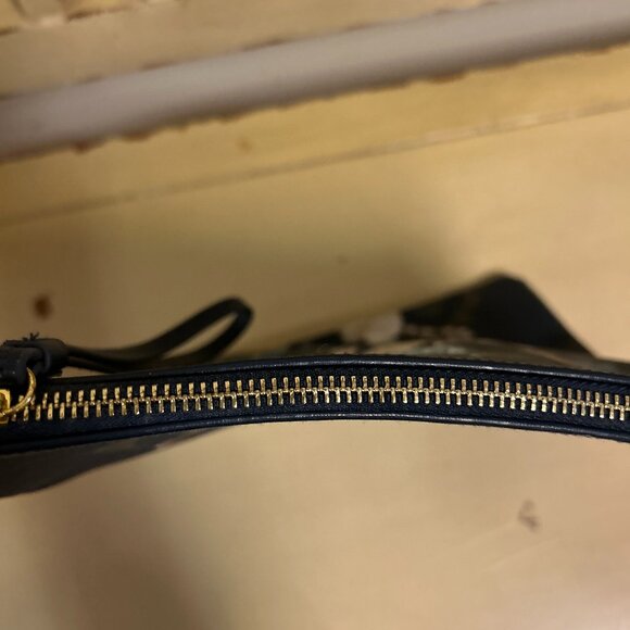 New. Beautiful Indigo Large Cosmetic Bag - Picture 5 of 5